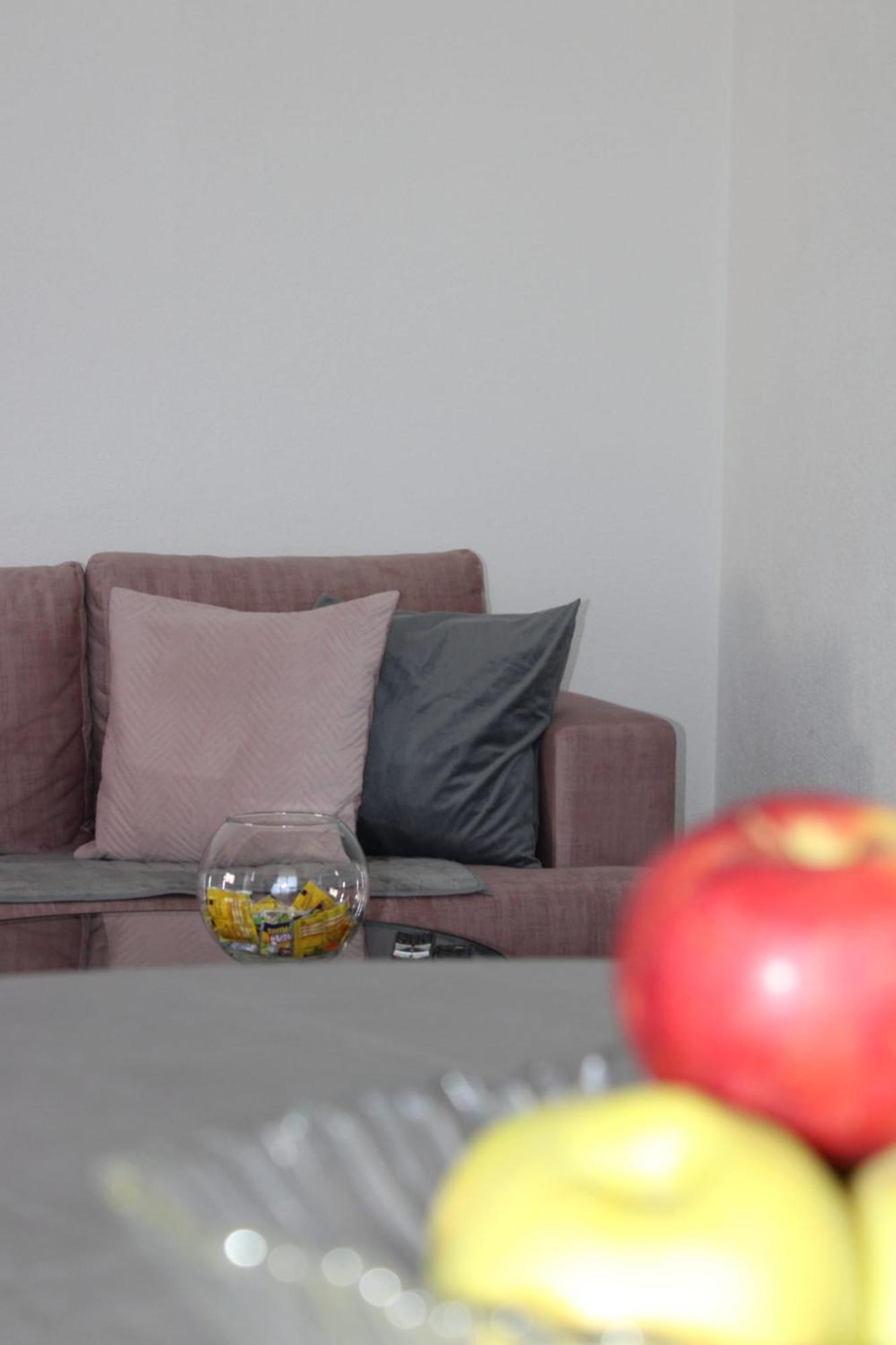 Apartment Merry - Free Garage & Parking Mostar Exteriör bild