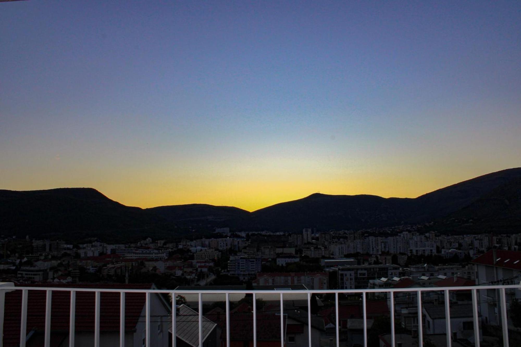 Apartment Merry - Free Garage & Parking Mostar Exteriör bild