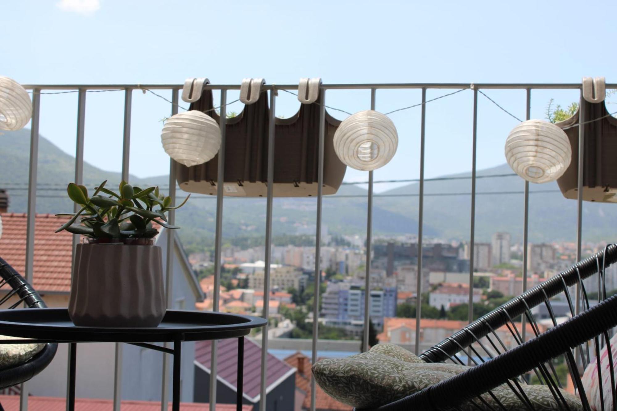 Apartment Merry - Free Garage & Parking Mostar Exteriör bild